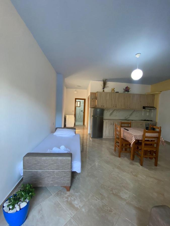 Dosti Apartment คซามิล ภายนอก รูปภาพ